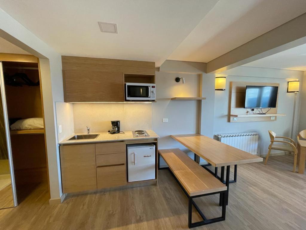 Hotel Ayres Del Nahuel 산카를로스데바릴로체 외부 사진